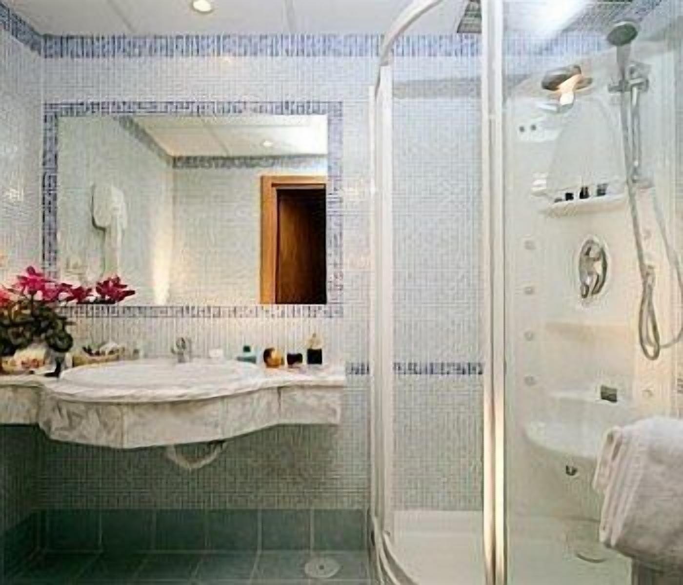 Philia Hotel 3*