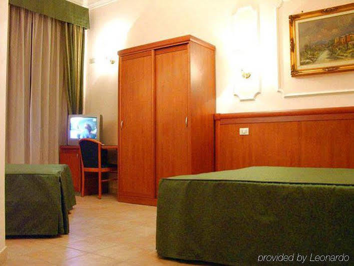Hotel Philia 3*